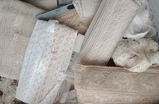 LOTTO assortito MERLETTO TRAMEZZO PIZZO a TOMBOLO  ° FINITURA BORDURA DECORATIVA