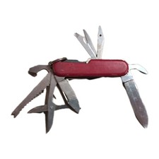 Coltello svizzero rosso
