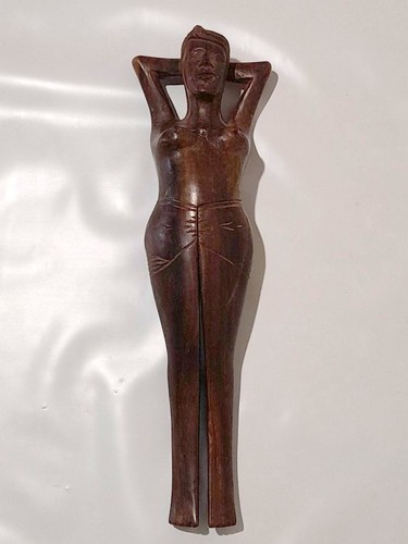 Schiaccianoci donna legno - donna,