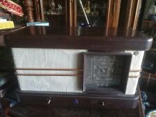 ANTICA RADIO IN LEGNO"RADIOLA"(COMPLETO D'ARREDO)