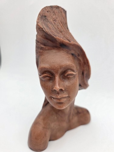 Busto donna pietra lavica - donna, in