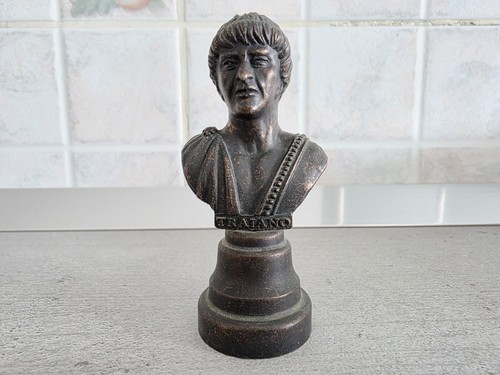Statua busto testa dell - busto,