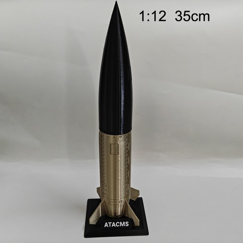 Modello missile balistico