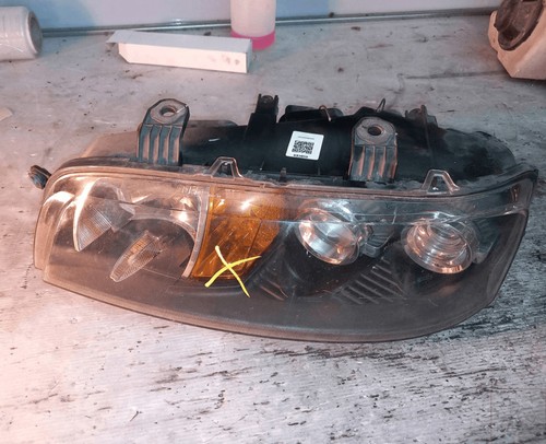 Proiettore fiat punto - sx.,