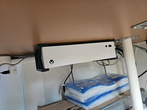 Xbox series one - s/, x