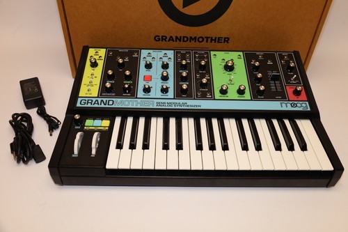 Moog grandmother - moog,