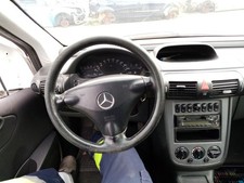 A1684601103 VOLANTE / 2017131