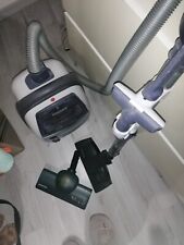 Hoover Aspirapolvere senza Sacco a Traino 800W - XP81_XP15011 Xarion Pro