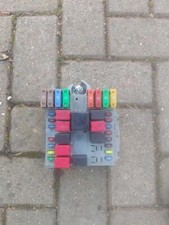 SCATOLA PORTA FUSIBILI LANCIA Musa 1° Serie 0051739431057657 188A9000 di 1716509