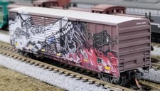 MTL Box Auto usate/graffiti