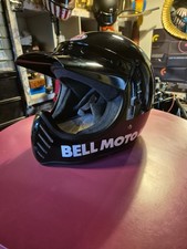 bell bullit moto 3 size M NEW