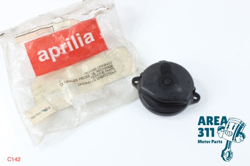 Ap8222065 aprilia red rose - red,