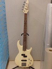 Basso elettrico Aria Pro II Deluxe RSB Series White Made in Japan usato