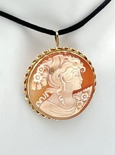 Cameo Corniola 14kt Gold 35mm