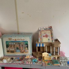 Sylvanian families forest - families,