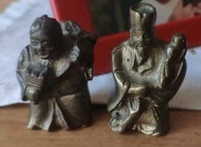 coppia antiche statuette Netsuke artistiche Giappone in ottone o bronzo