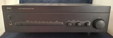 NAD C352 amplifi_integrato eroga potenza 80 watts per channel into 8Ω (stereo