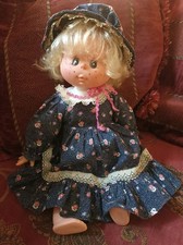 Bella bambola Zanini Zambelli ZZ, Dolly, bionda con abiti originali. 