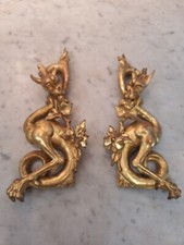 Coppia fregi legno a forma di