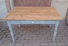 Tavolo con cassetto centrale, gambe tornite, cm 125 x 82