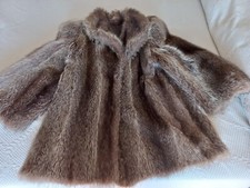 Pelliccia marmotta: giaccone 34  taglia 44-46 lunghezza 80cm