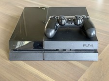 Sony PlayStation 4 (CUH-1001A)