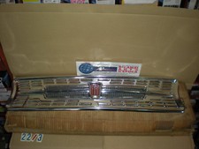 GRIGLIA MASCHERINA APPLICAZIONE SPECIALE FIAT 850 BERLINA ACCESSORIO D'EPOCA