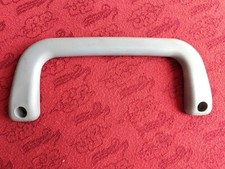 Maniglia anteriore lato guida