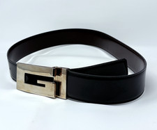 Cintura Gucci nera, design