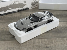 1:18 Minichamps Mercedes SLS