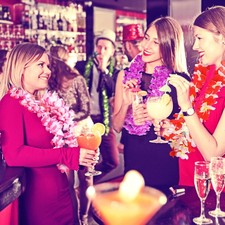  64 pezzi di collane hawaiane