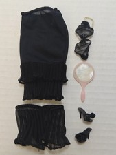 Set lingerie nera Barbie Pak vintage anni 60 scarpe pom muli biancheria intima reggiseno