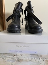 Stivaletto Nero In Pelle Con Borchie