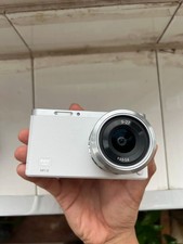 Samsung NX Mini 20,5 megapixel fotocamera digitale con obiettivo NX-M 9 mm schermo inclinabile bianco