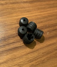 5 occhielli in gomma griglia