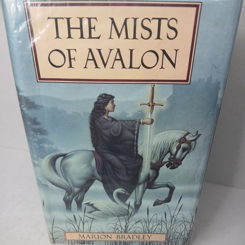 The mists avalon marion - avalon,