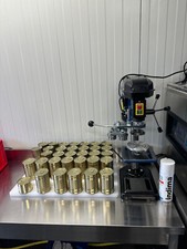 Macchina elettrica tedesca per tappare lattine, macchina per tappare lattine