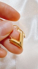 Louis vuitton essential - louis,