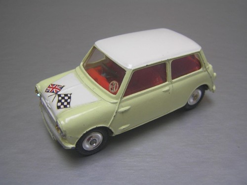 Corgi toys 227 - toys, morris