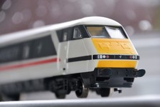 Hornby Class 82 DVT for