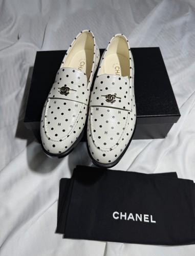 Authentic chanel turnlock - chanel,