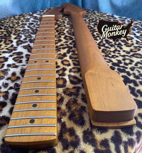 Stratocaster acero tostato - in,