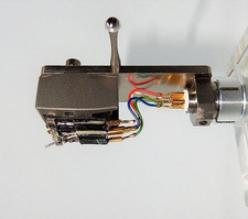 DL103 Custodia design titanio