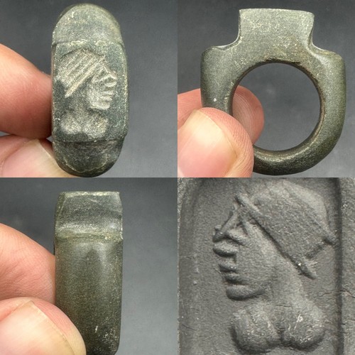 Splendido intaglio unico