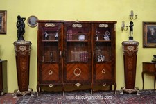 Libreria-cristalliera a tre