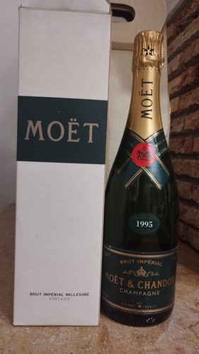 Moet chandon 1995 bottiglie - chandon,