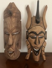 Coppia di maschere africane in