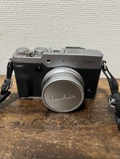 Fotocamera digitale compatta