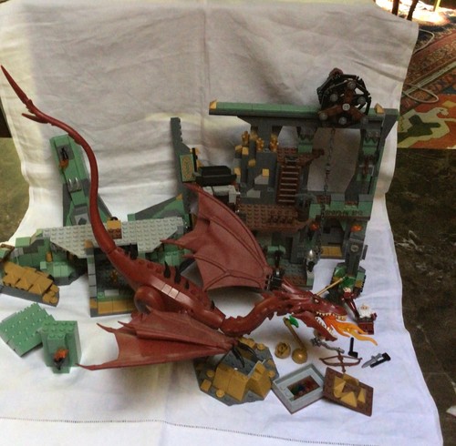 Lego hobbit montagna - la,