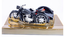 Moto BMW R25/3 con auto
